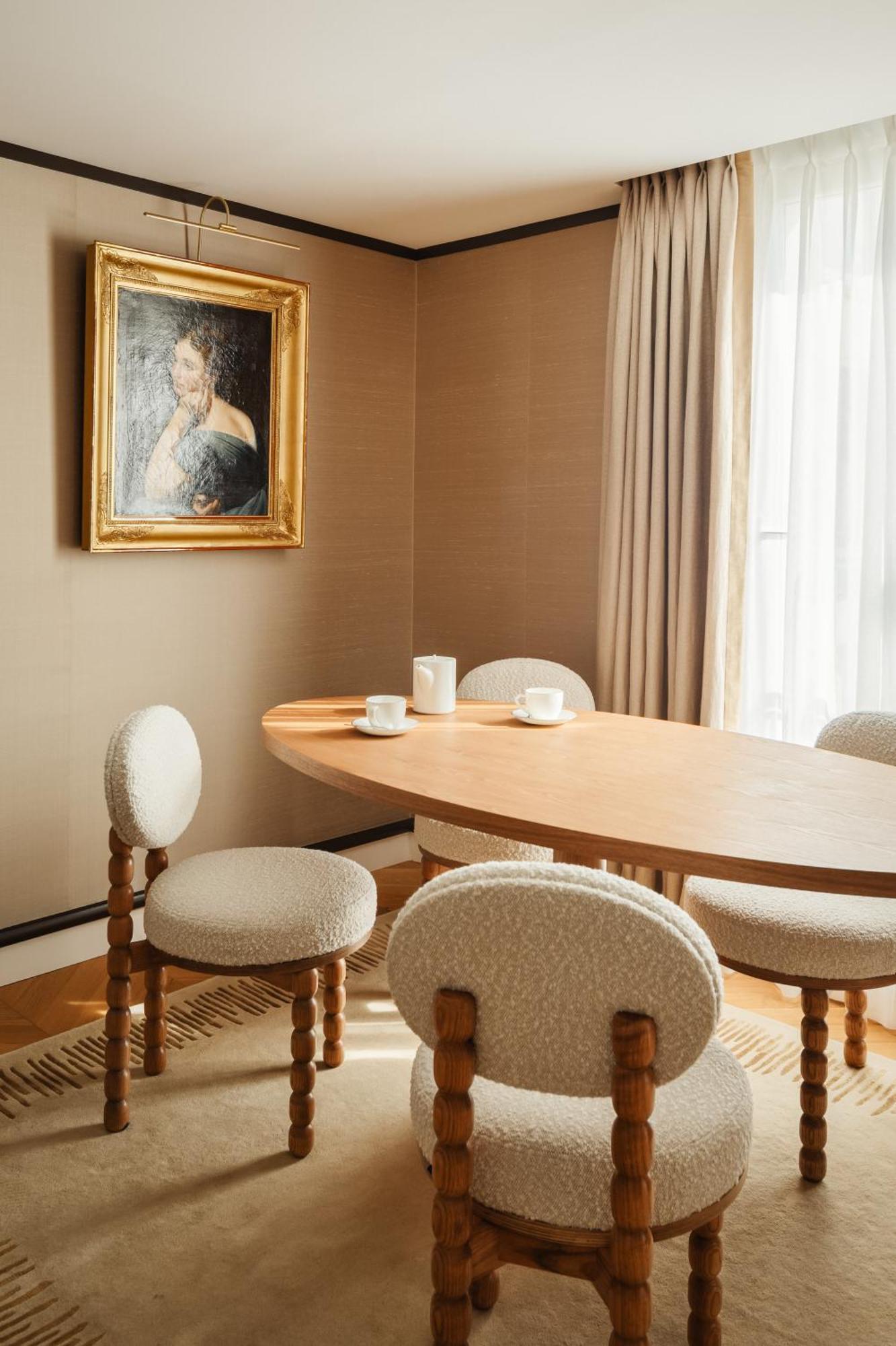 De Sers Champs Elysees 5* Paris